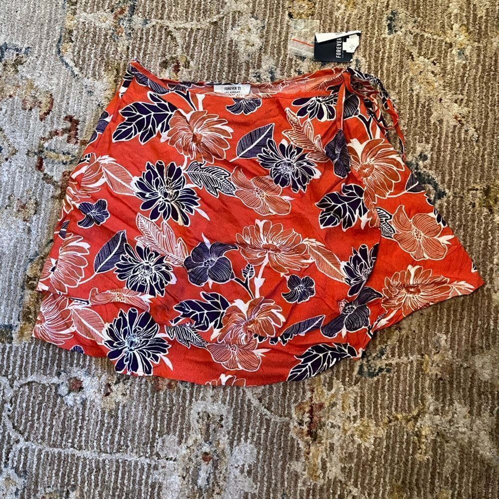 NWT Floral Wrap Skirt